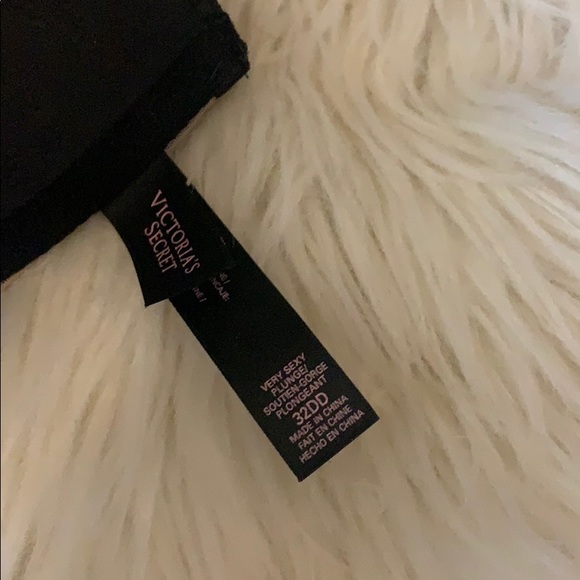 Victoria’s Secret front close racerback bra 🌟 - Picture 4 of 4